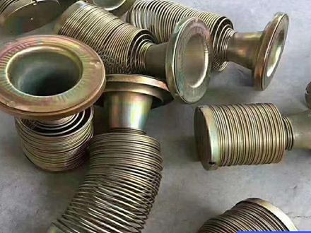 新疆弹簧除尘骨架